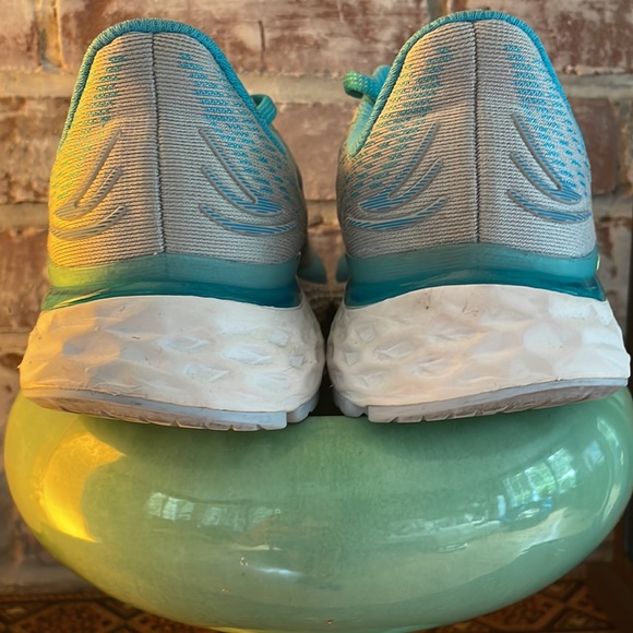 Women’s New Balance running sneakers - Picture 5 of 8